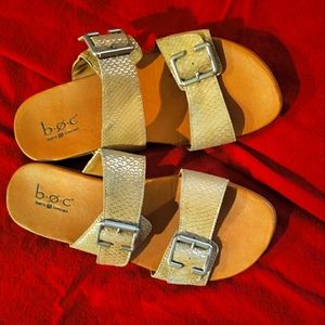 b.ø.c. Women's Boc Faux Snakeskin Buckle Slides - Sandals | Color: Tan size 9